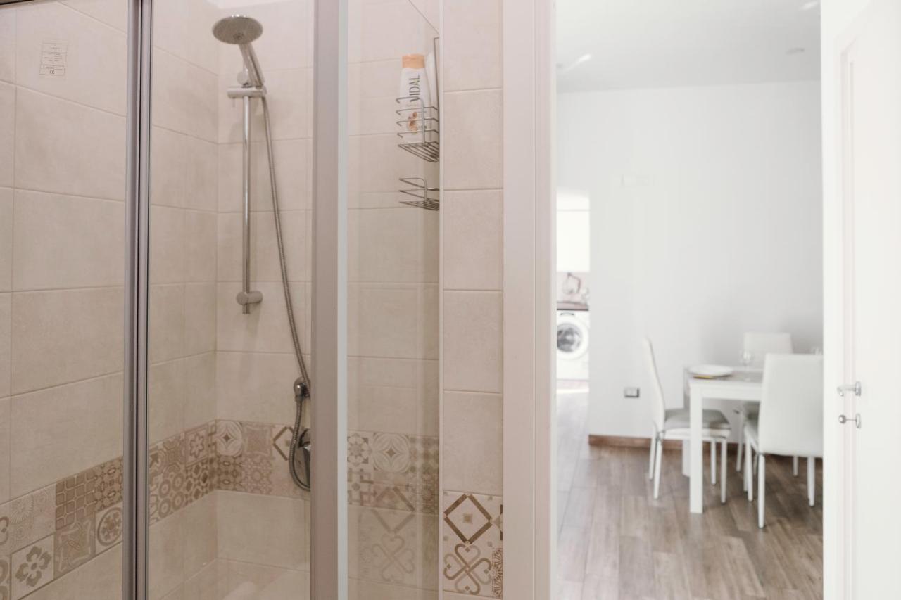 Eden Suite - Central Apartment With Balcony - Molfetta Exterior foto