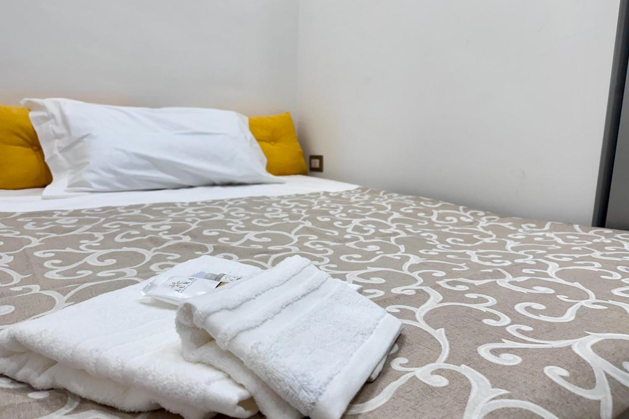 Eden Suite - Central Apartment With Balcony - Molfetta Exterior foto